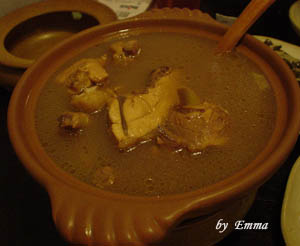 龍涎居雞膳食坊