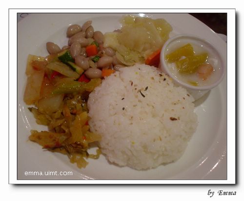 食軒複合式餐坊