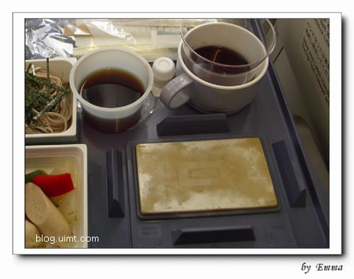 日亞航飛機餐