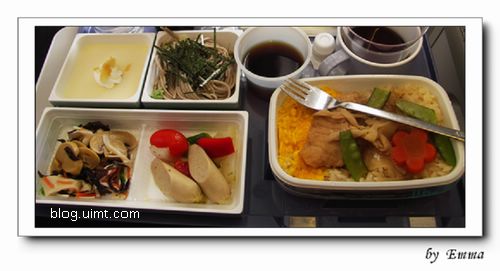日亞航飛機餐